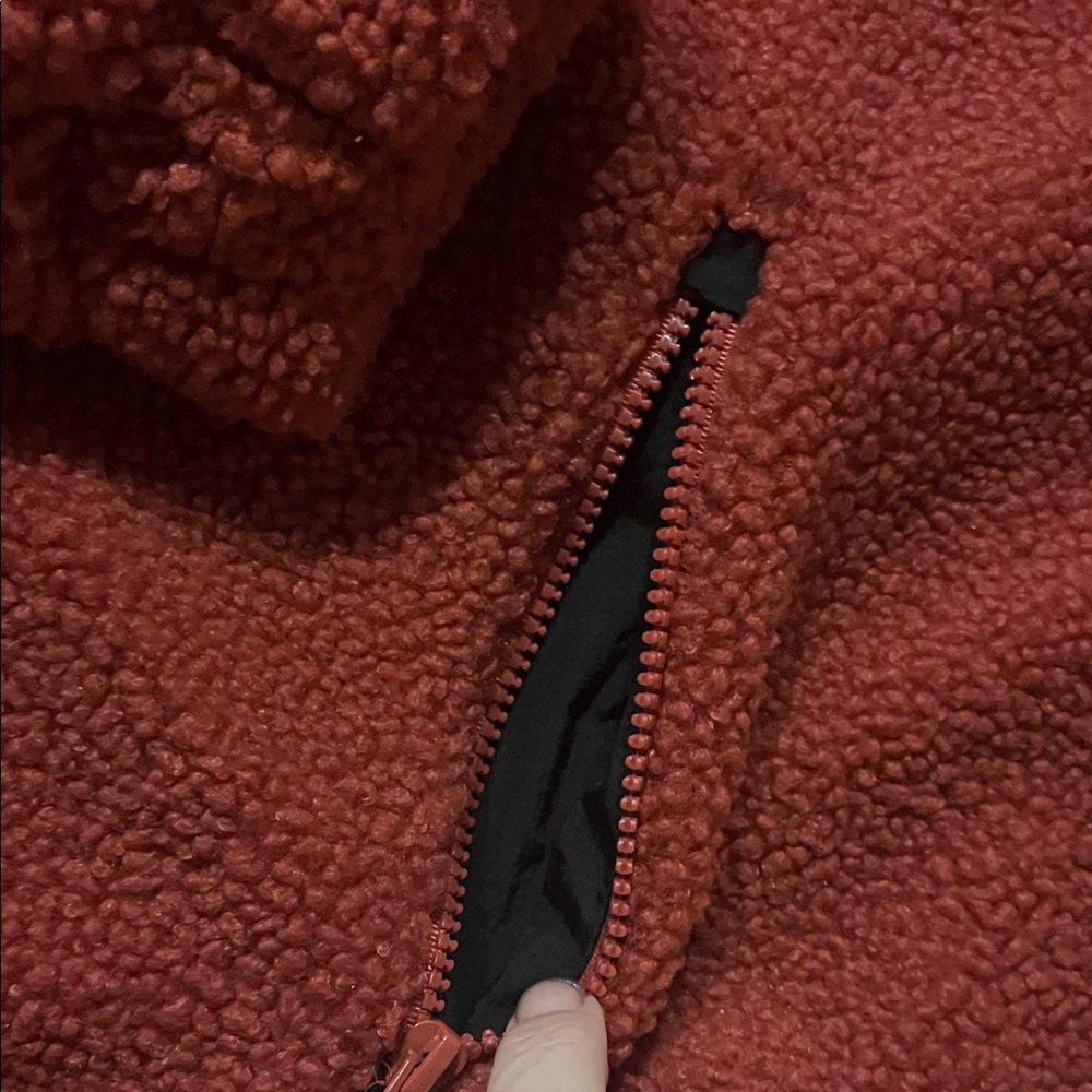 😻PLUS SIZE Rust colored Fleece Pullover with Button Collar - Picture 3 of 14